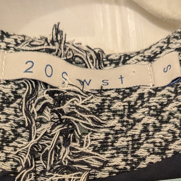 209 Wst 38 Knit Fringe Sweater Vest - Picture 3 of 7